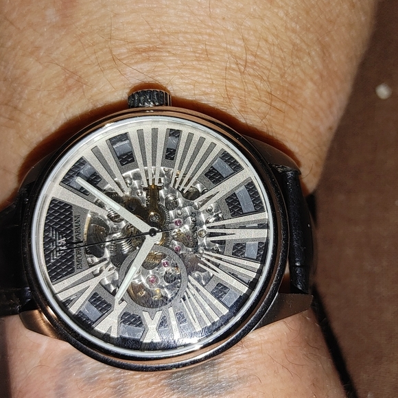 Watch - Picture 4 of 4